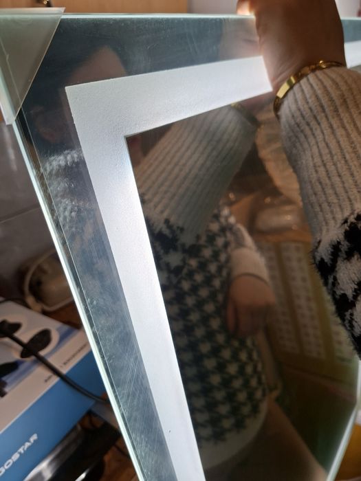 Lustro podświetlane led