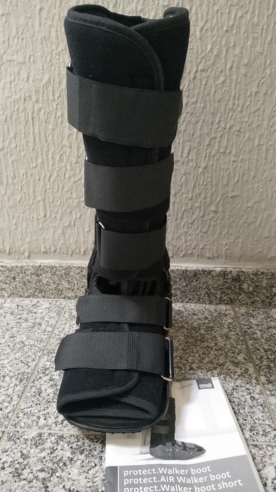 Bota ortopédica nova