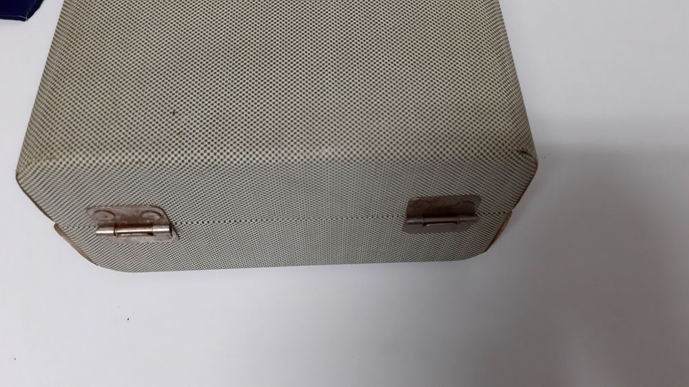 Gira discos  Thorens CB 13