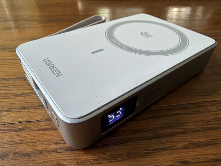Powerbank ugreen 10000 magsafe stan idealny, pudelko
