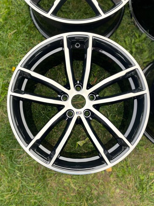 Felgi aluminiowe BMW 18 cali 5x112 / 662M g30 7855081 / 7855082