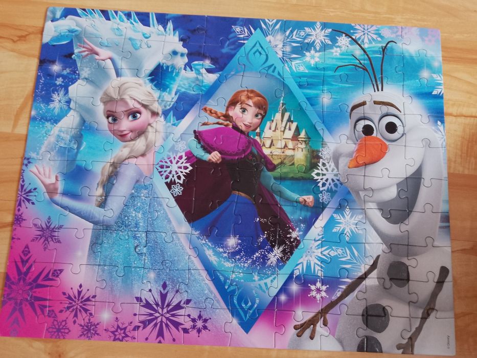 Sprzedam puzzle Clementoni Frozen 100 elementów
