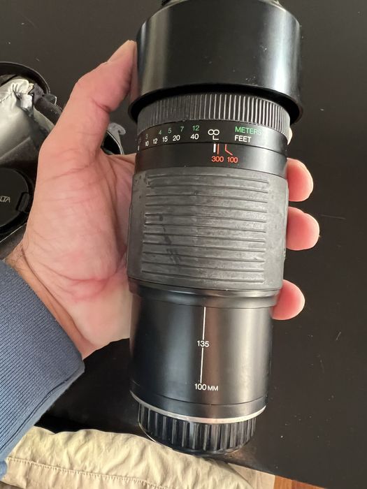 Vendo maquina minolta com 2 objetivas