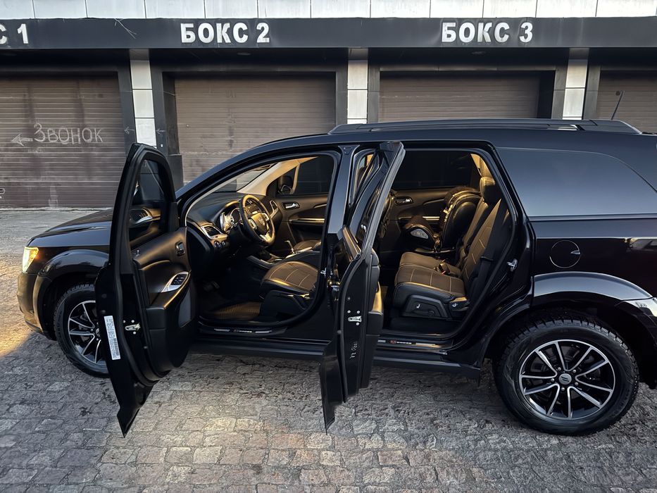 Автомобіль Dodge Journey 2018 3.6