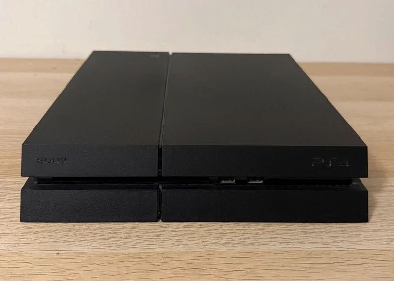 PlayStation 4 (PS4) 500GB