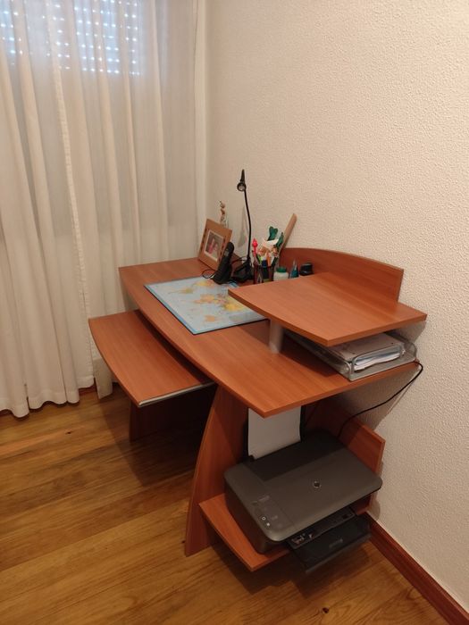 Secretaria castanha