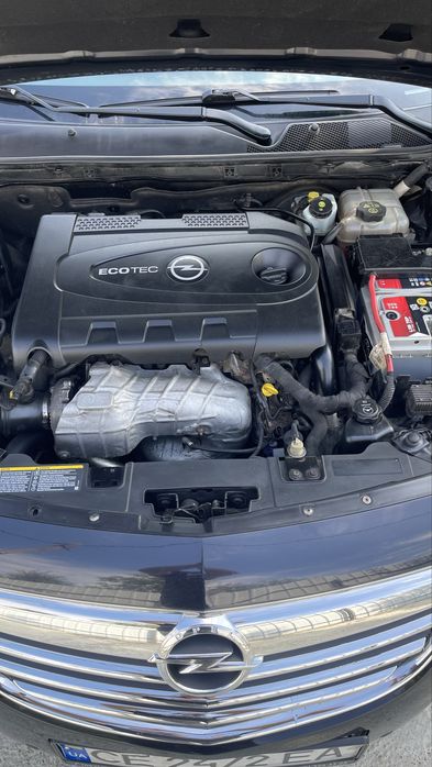 Продам в доброму стані Opel insignil