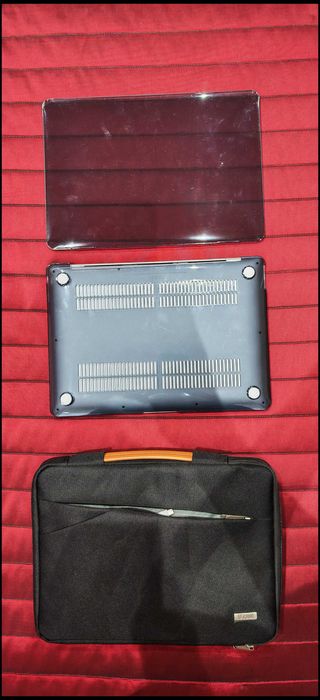 MacBook Air 13” | Apple M1 | 256 GB SSD | MacOs Tahoe