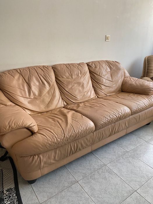 Sofá de couro rosé