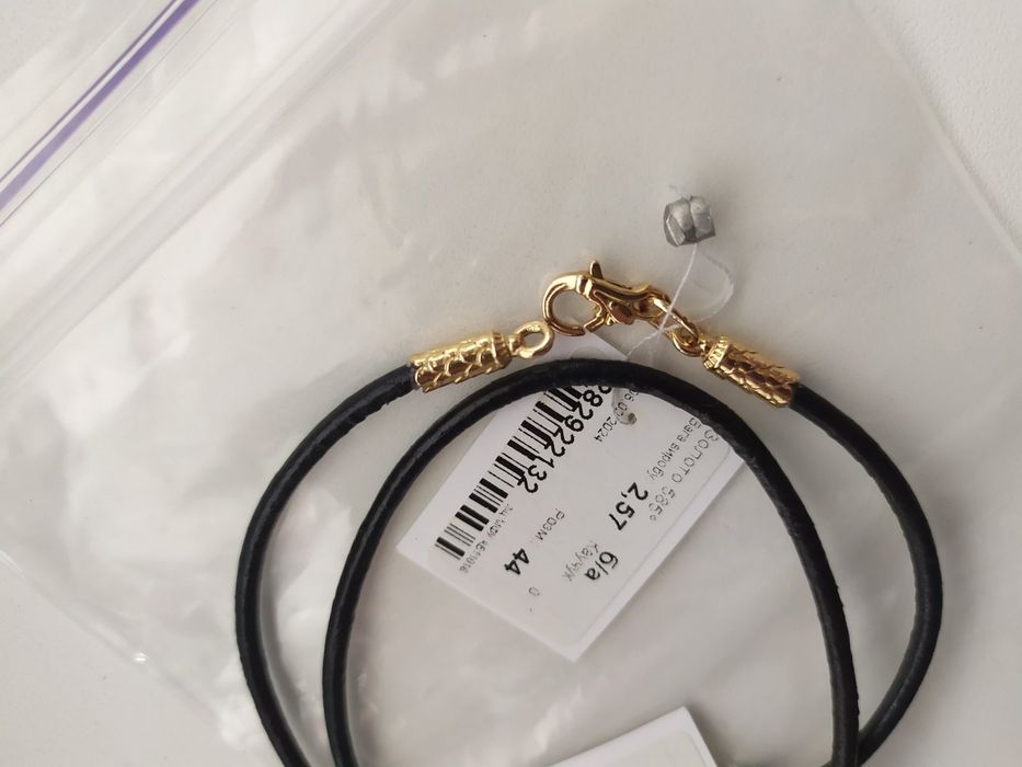 Золотий хрестик жіночий, шкіряний шнурок