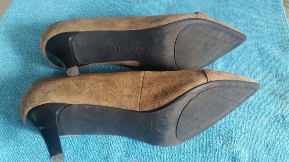 Piękne czółenka Tommy Hilfinger