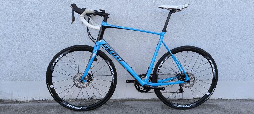 GIANT DEFY 1 DISC , Shimano 105 (hamulce tarczowe), Rozmiar XL