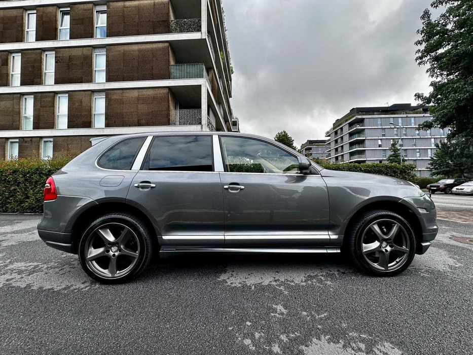 Porsche Cayenne — fotografia 10