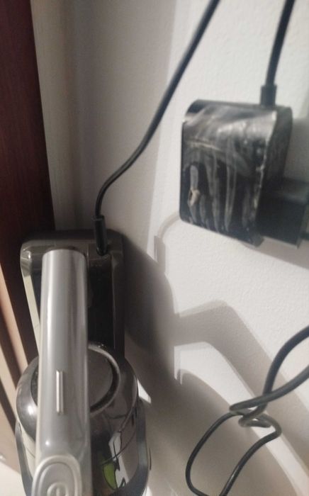 Odkurzacz bezprzewodowy pionowy Amica Joran