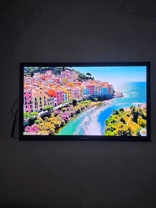 Приставка Smart tv Stick.Рабочая .