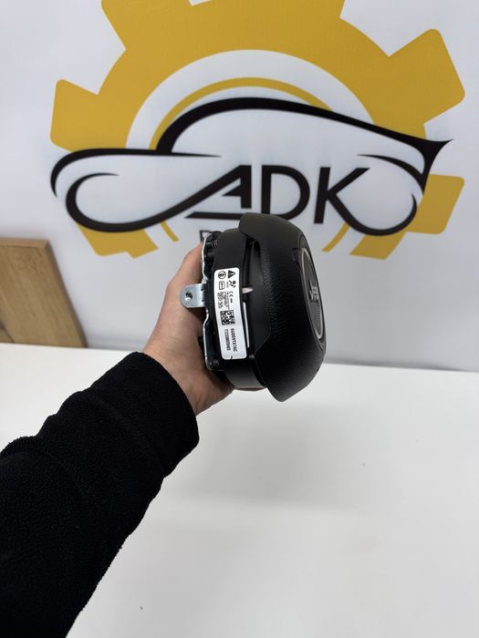 Оригінальна не стріляна подушка безпеки AirBag керма Jeep Wrangler JL