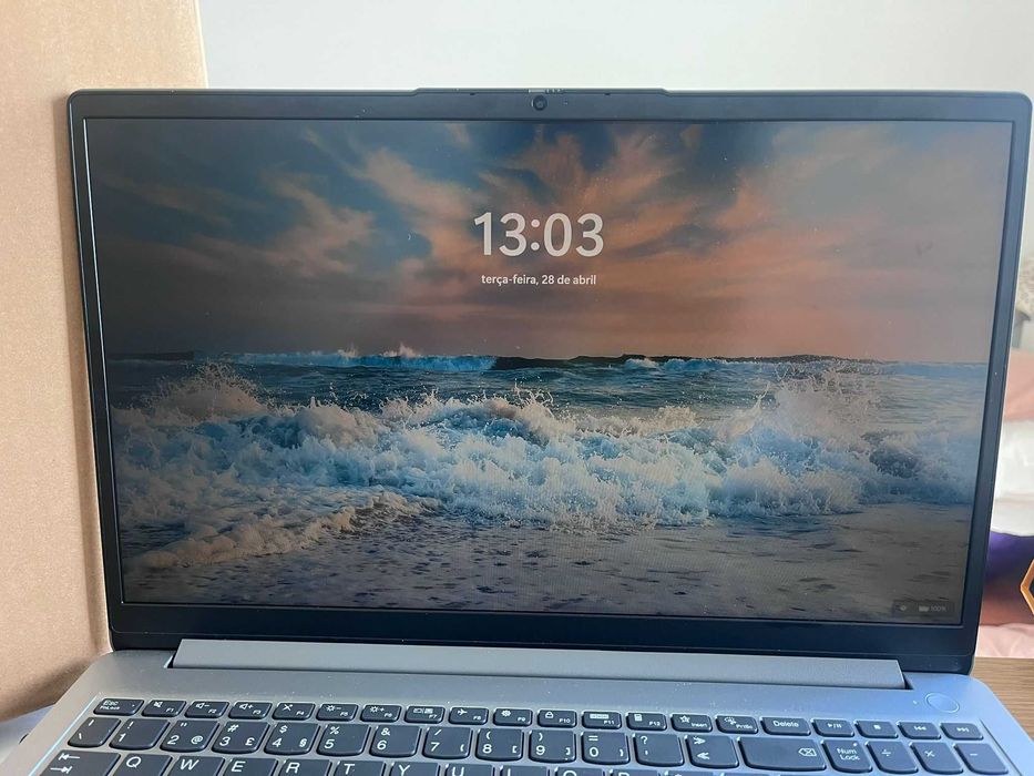Lenovo IdeaPad Ryzen 5 / 16GB / 512GB SSD – Como Novo