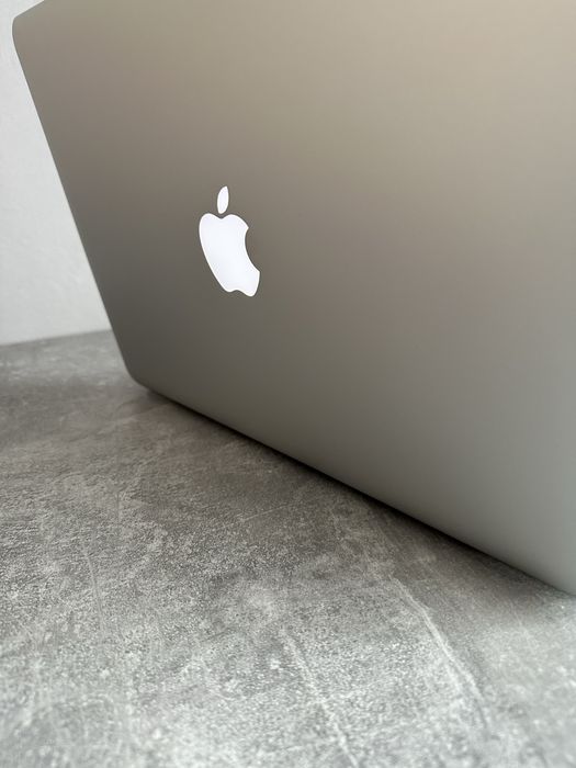 MacBook Pro 13" Mid 2012 Core i5 2.5 GHz / SSD 500 GB / DDR3 16 GB