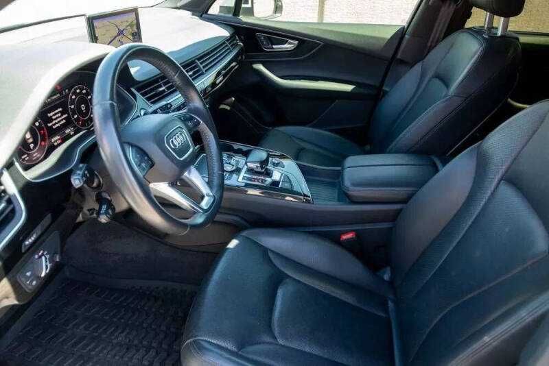 2017 Audi Q7 Premium Plus