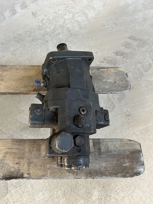 Silnik hydrauliczny rexroth silnik jazdy do koparki o&k 21 frezów
