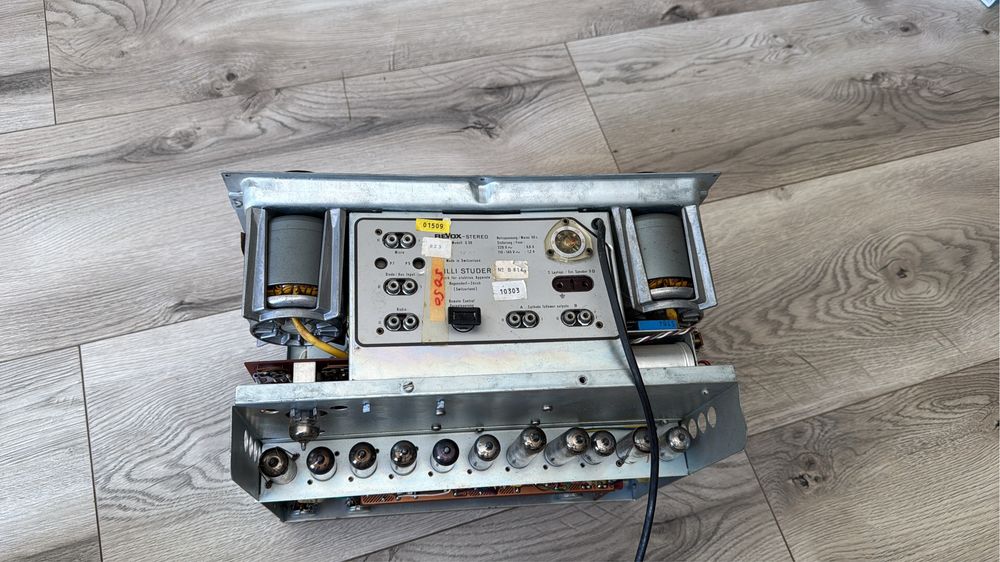 Lampowy Magnetofon szpulowy Revox G36