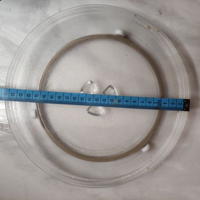 Prato e base de microondas