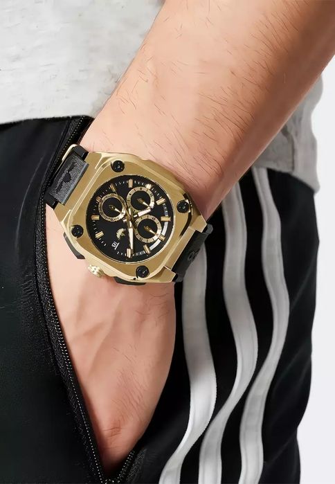 Лімітований годинник Adidas one Chrono золотий дуже гарні
