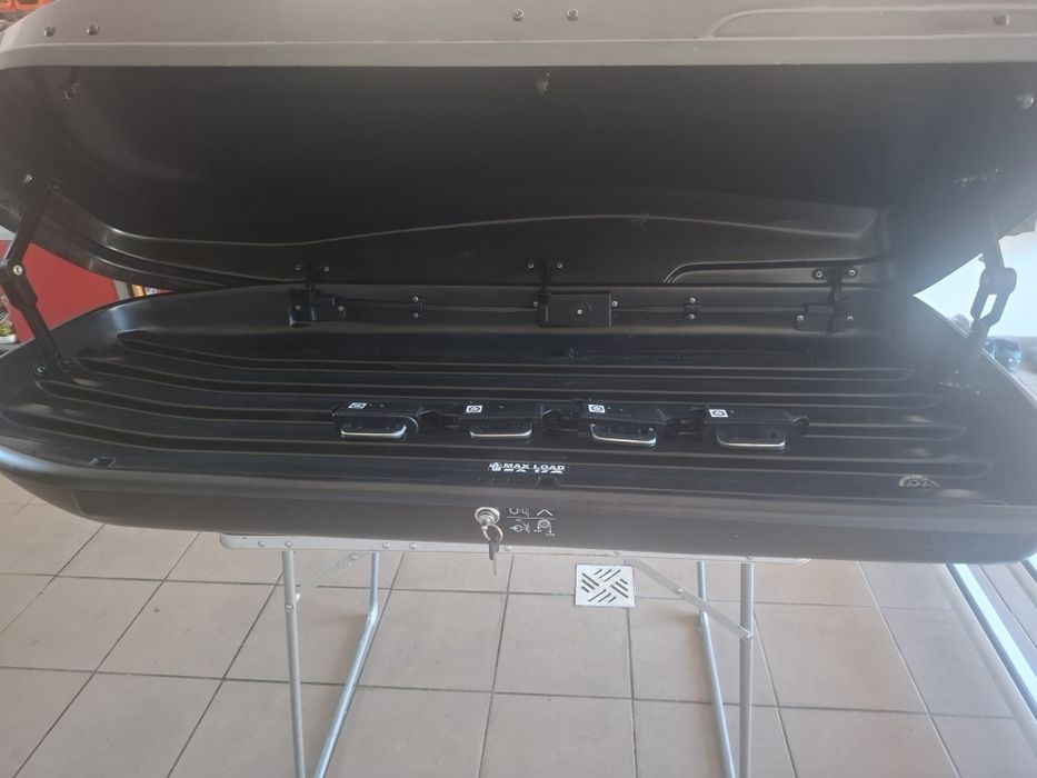 Sprzedam box do Alfa romeo