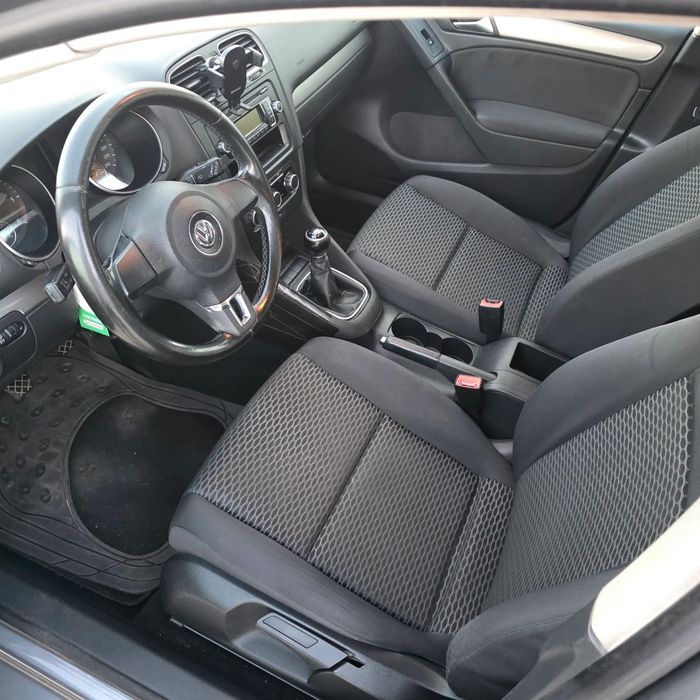 VW Golf 1.6 TDi Confortline foto 5