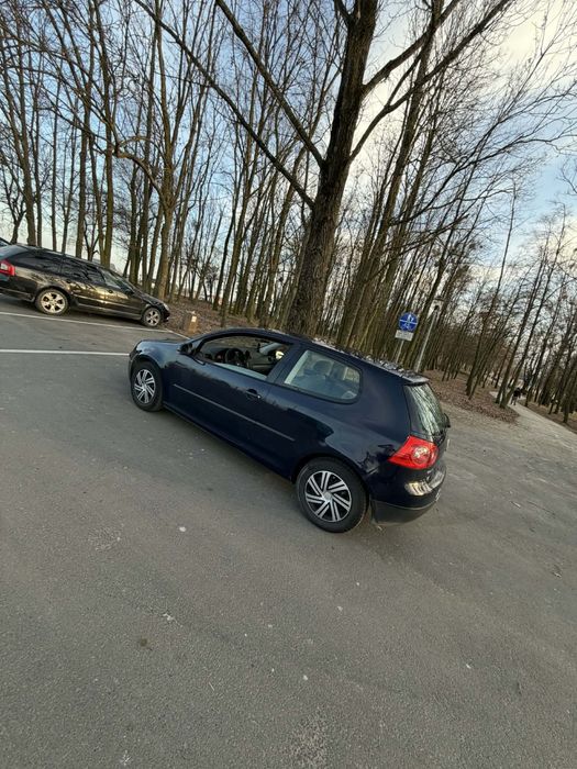 Golf 5 1.4 benzyna + gaz 2004r