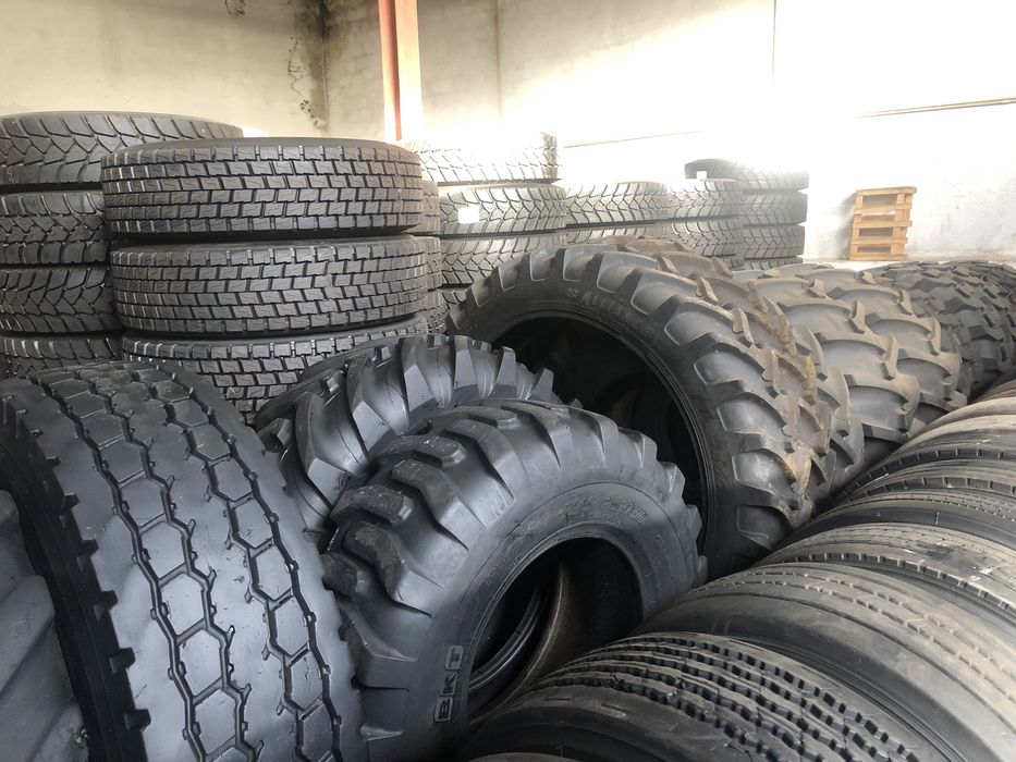 26.5 25 Goodyear seminovo