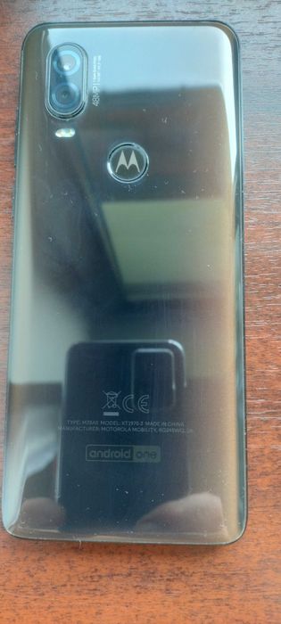 MOTOROLA ONE VISION +ładowarka + kabelek
Kolor brązowy