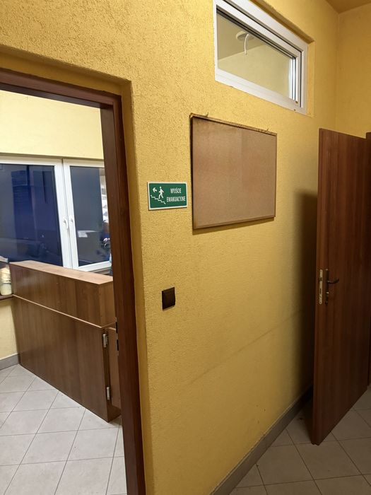 Lokal usługowy duża sala + recepcja