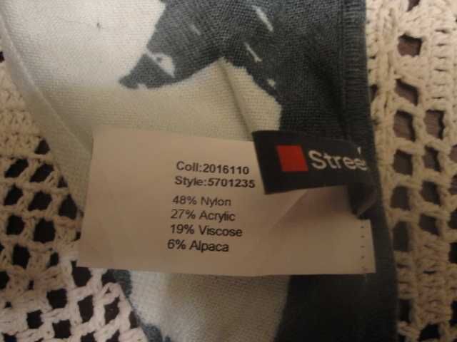 Chusta z dżetami Street One