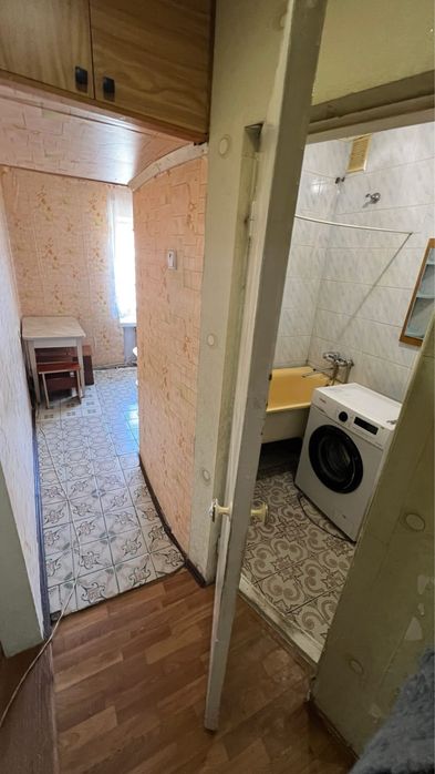Продається однокімнатна квартира, м. Бар
