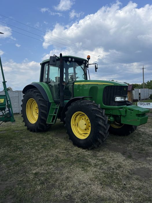 Продам John Deere 6920