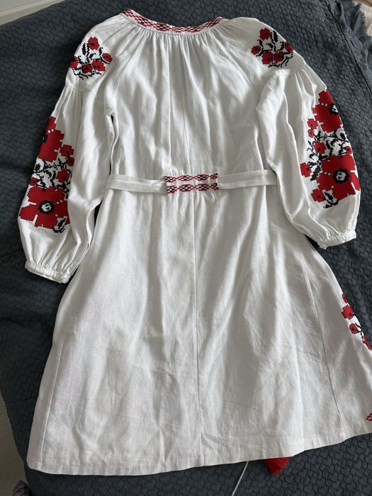 Вишите плаття 140р.