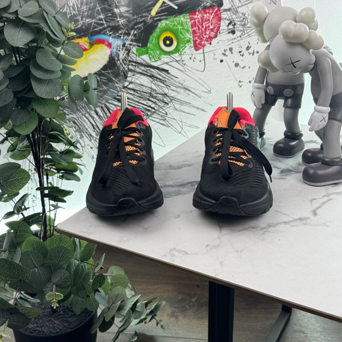 Кросівки Hoka Rincon 3 42 розмір Е6072