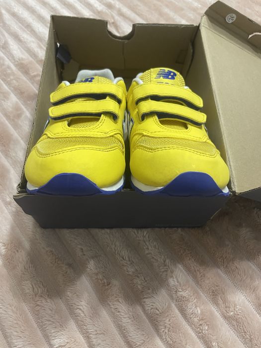 Кросівки New balance, устілка 19,5