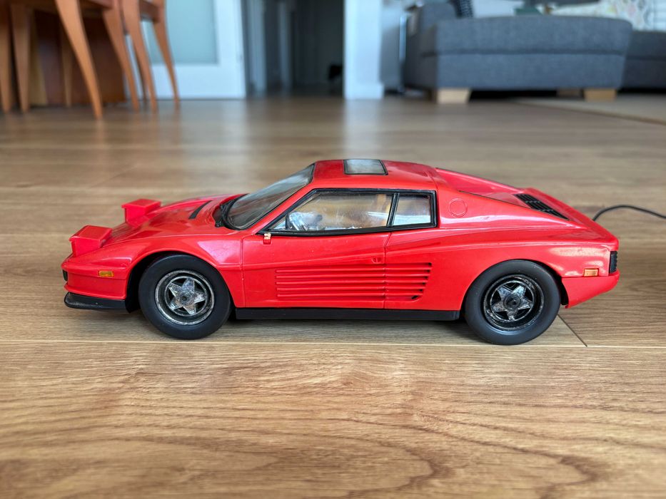 Ferrari Testarossa vintage telecomandado (fio) - a funcionar