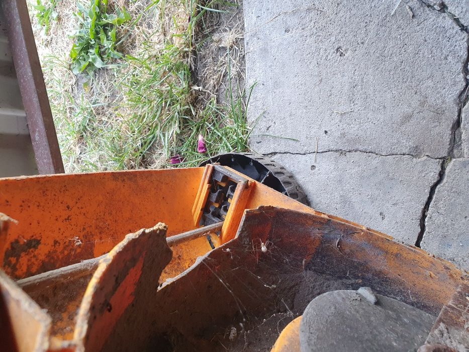 Kosiarka elektryczna Partner