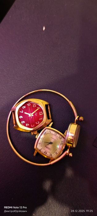 Три годинники механічні жіночі