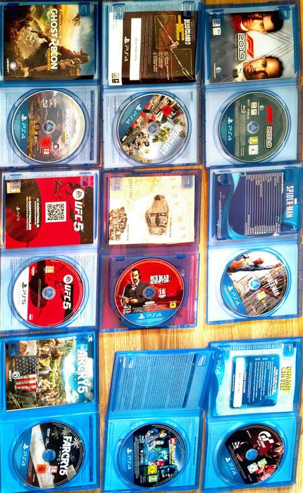 Mam do sprzedania oryginalne gry na PlayStation 4 oraz jedną grę na PS