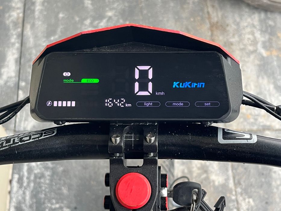 Hulajnoga elektryczna kukirin g4