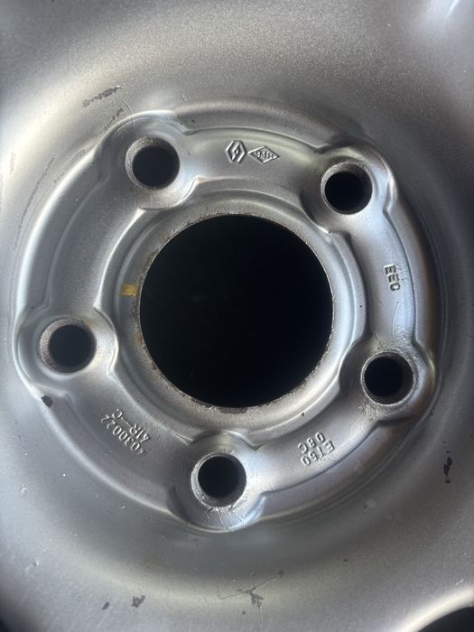 5x114,3 DACIA DUSTER 6,5J16 ET50 felga stalowa wzmacniana 4x4