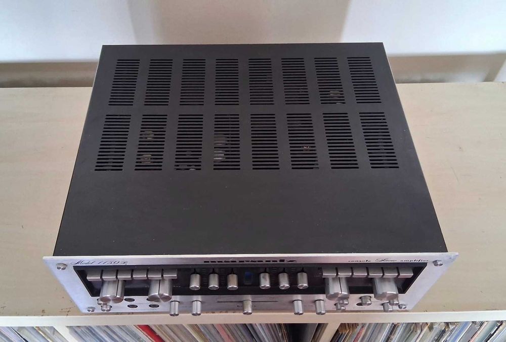Amplificador Marantz 1150 D