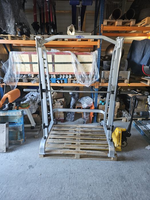 Suwnica Smitha MultiPower OLYMP G 026-1  z obciążonym  gryfem