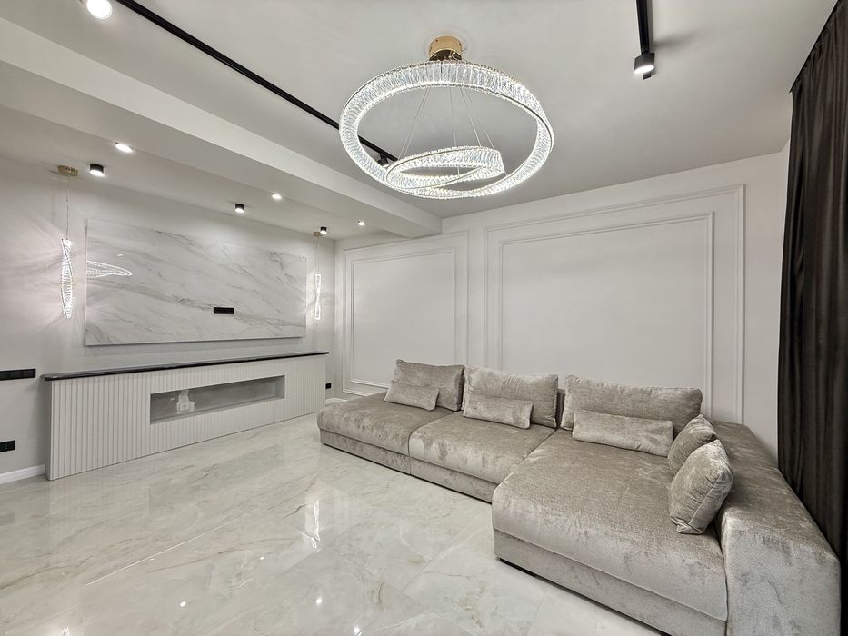 Продається розкішний Котедж в ЖК «Марморожський»