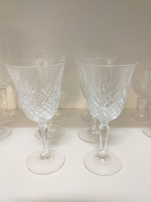 NOVO copos Cristal preço por 6,6cálices espumante,6vinho,6licor EM MÃO
