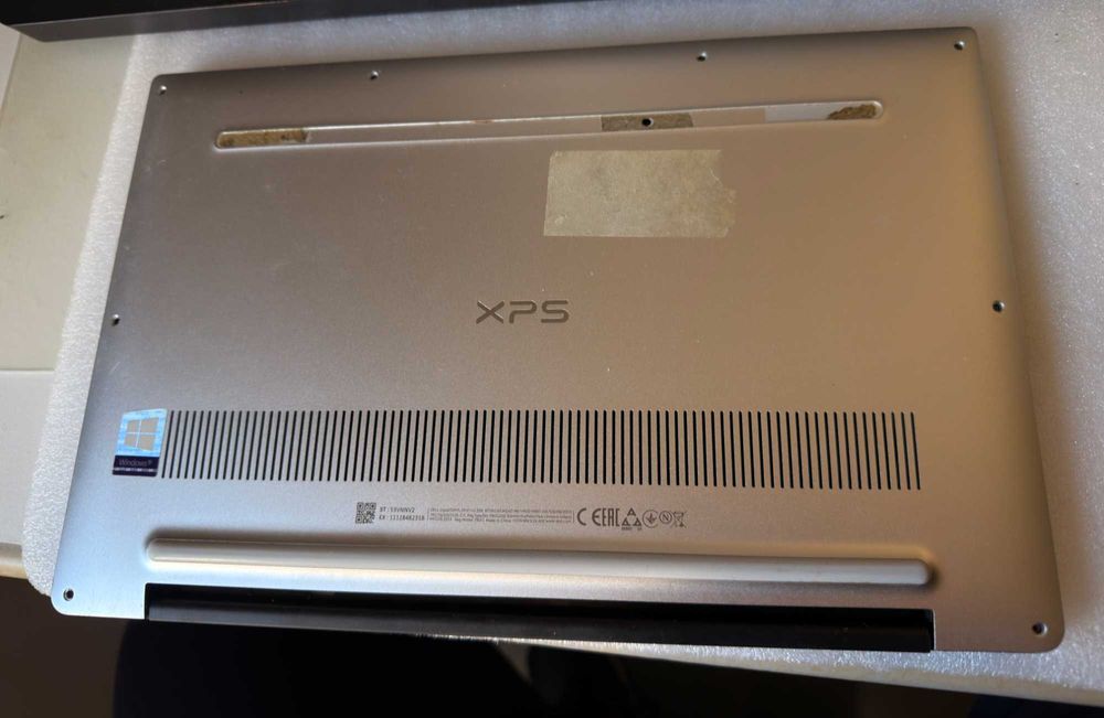 Dell XPS 13 9380 p/Peças